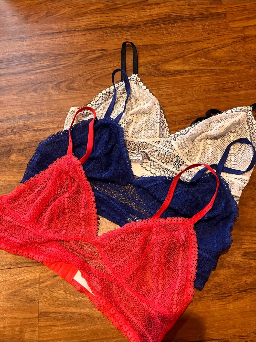 Dkny Lace Triangle Bralette Set in Coral, Blue & White- 3